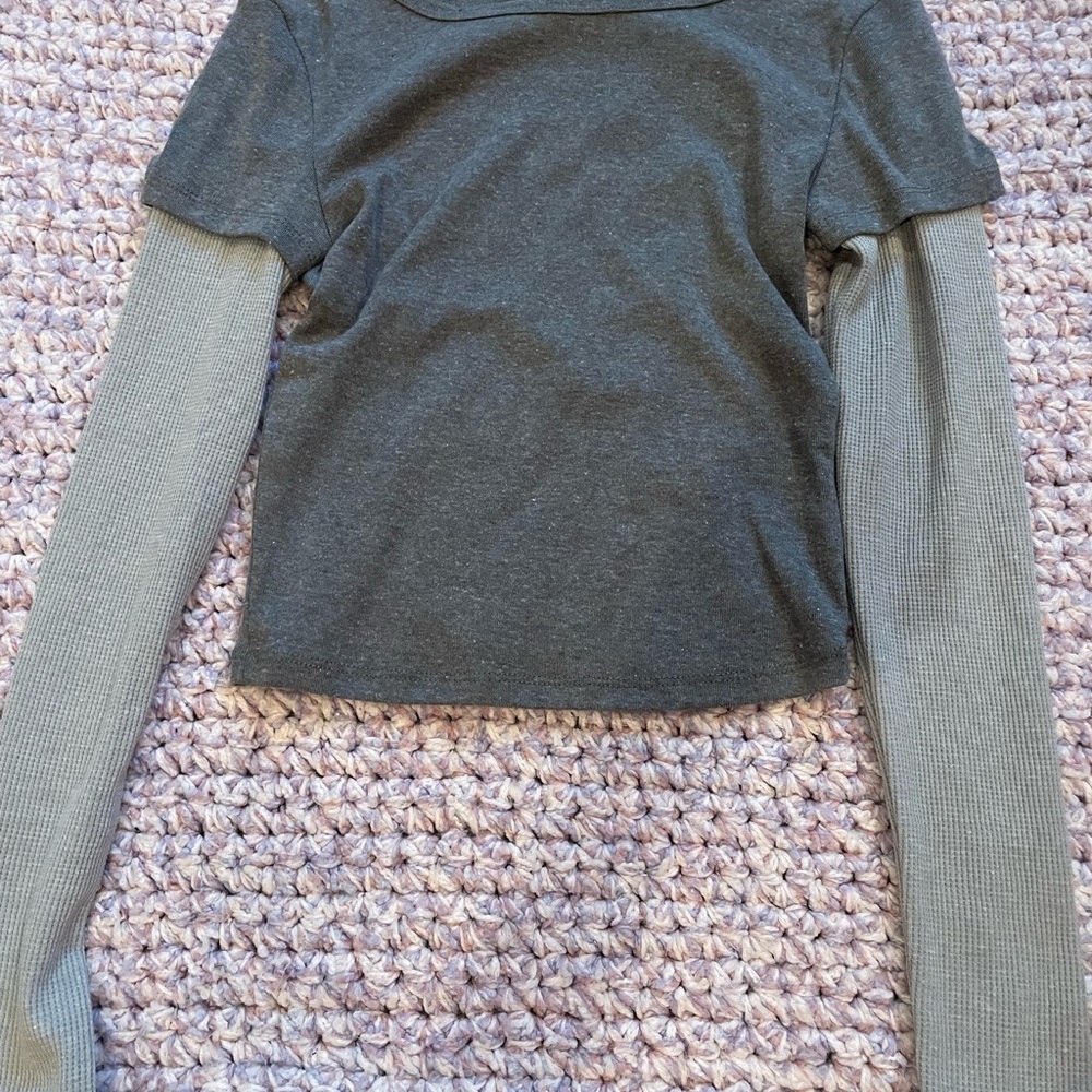 Gray layered tee